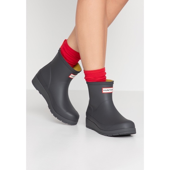 Hunter Shoes - NIB Hunter Original Play Boot Short Luna
